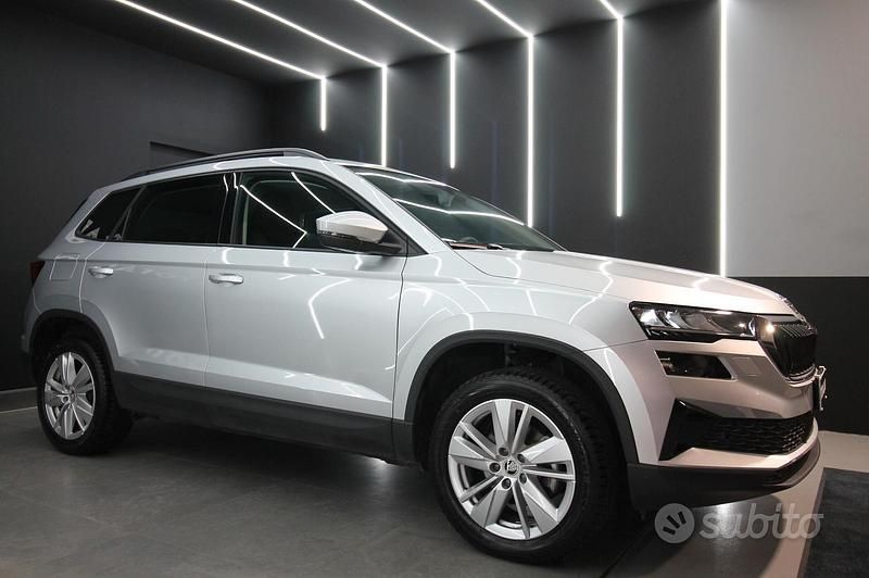 Usata Skoda Karoq 116 CV (85 kW) 2024 Grigio SUV