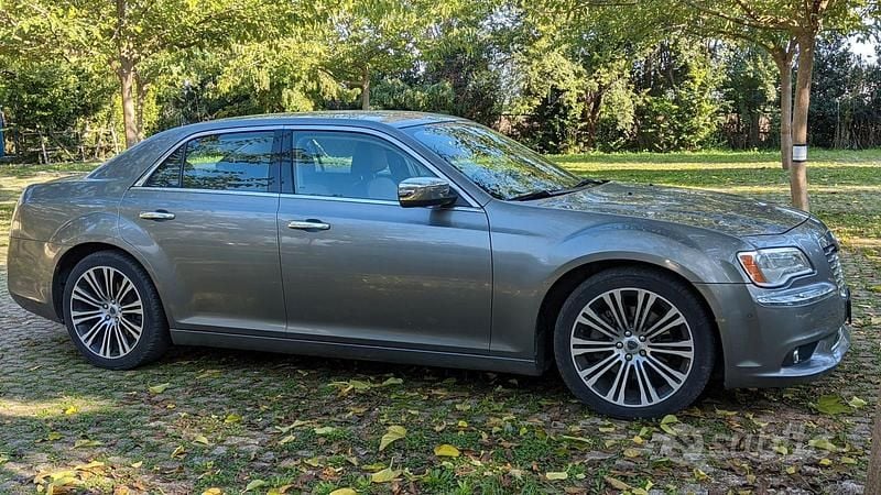 Usata Lancia Thema 239 CV (175 kW) 2013 Grigio Berlina