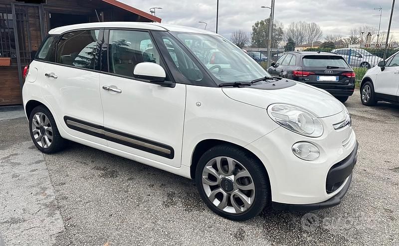 Usata Fiat 500L Lounge 120 CV (88 kW) 2014 Bianco Monovolume