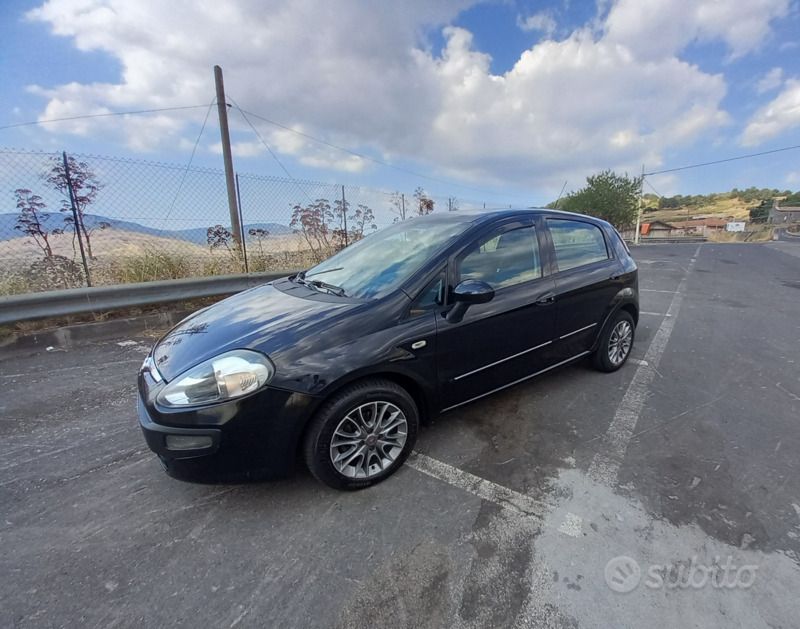 Usata Fiat Punto Evo Active 75 CV (55 kW) 2012 Nero Utilitaria