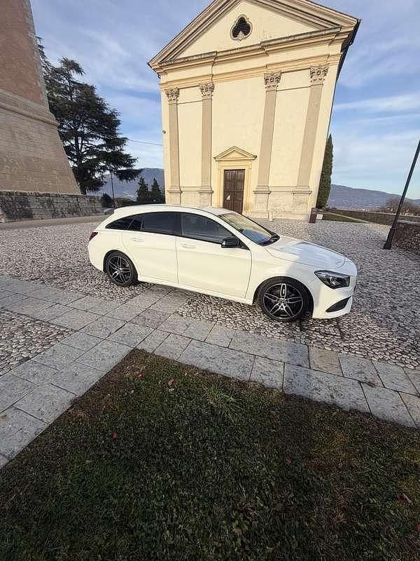 Usata Mercedes CLA180 Shooting Brake Premium 109 CV (80 kW) 2018 Station wagon