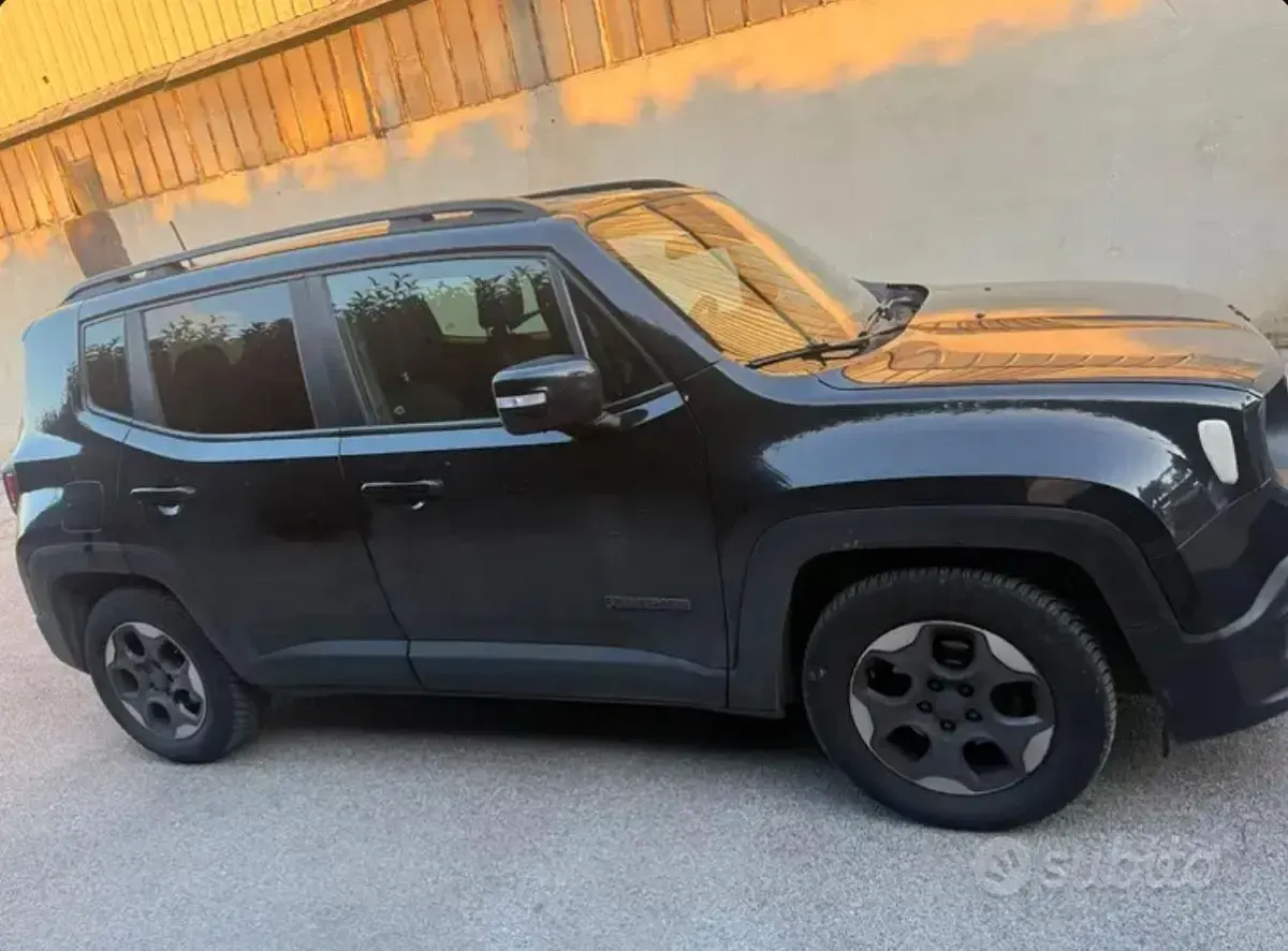 Usata Jeep Renegade 120 CV (88 kW) 2017 Nero SUV