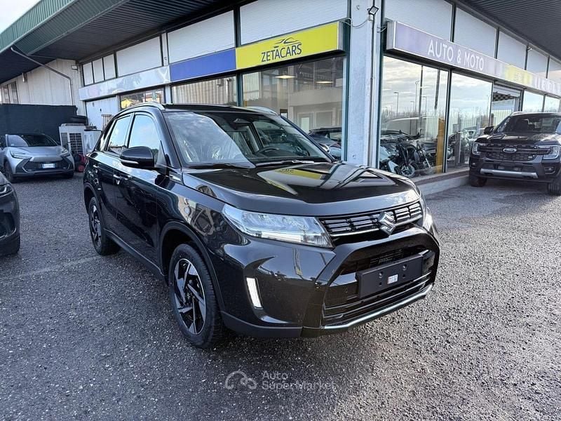 Nuova Suzuki Vitara 110 CV (80 kW) 2026 Nero dubai SUV