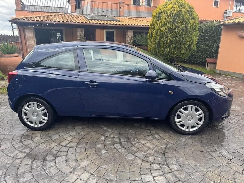 Usata Opel Corsa 90 CV (66 kW) 2016 Blu Utilitaria