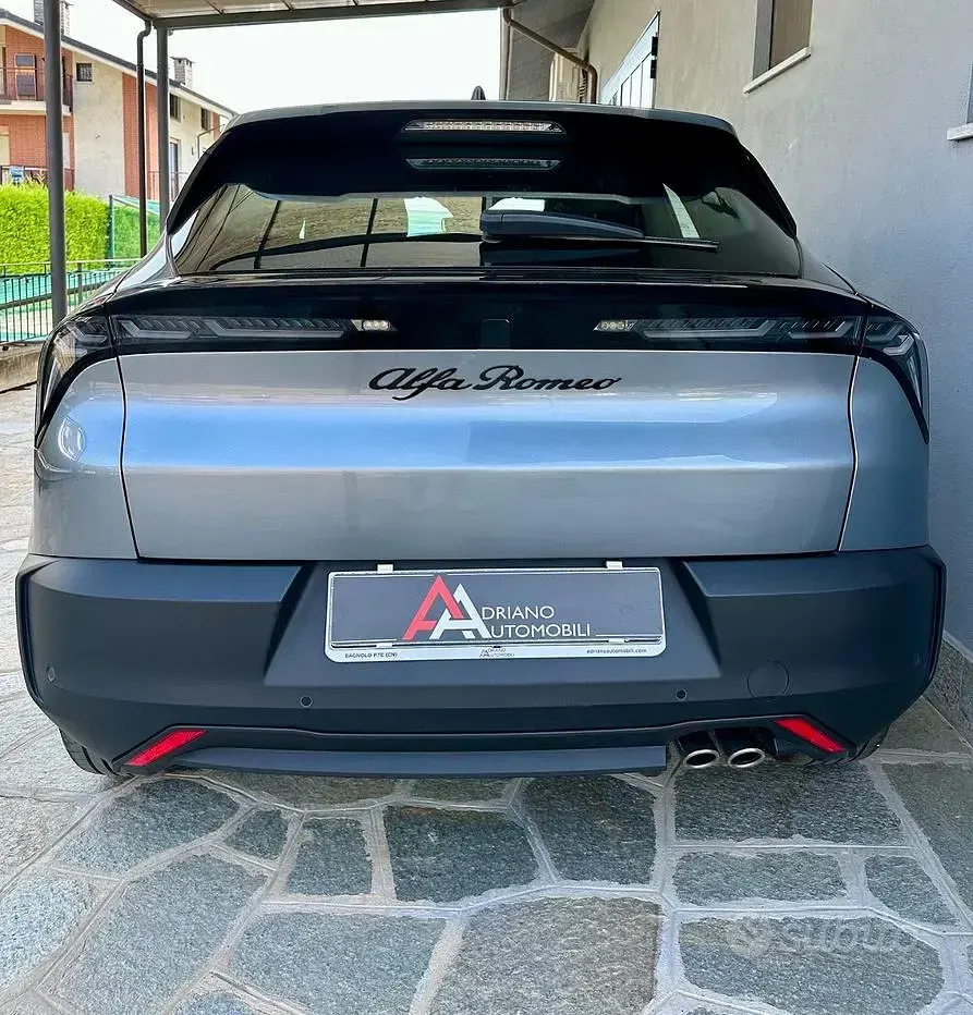 Usata Alfa Romeo GT Junior 136 CV (100 kW) 2025 Grigio SUV