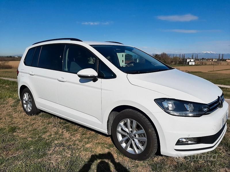 Usata VW Touran Business 116 CV (85 kW) 2017 Bianco Monovolume