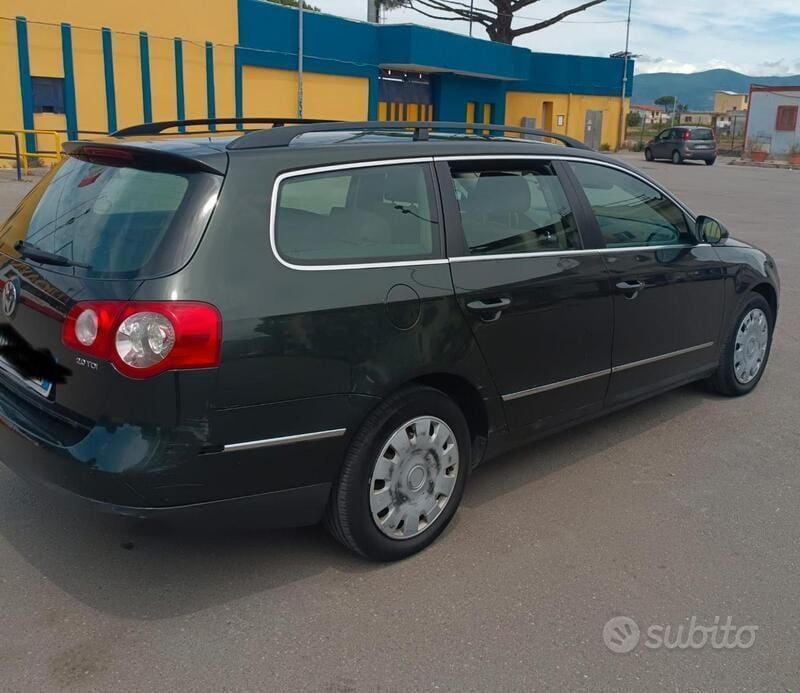 Usata VW Passat 150 CV (110 kW) 2006 Verde Station wagon