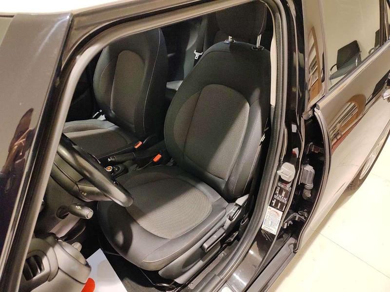 Usata Mini Cooper 116 CV (85 kW) 2018 Blu/azzurro Utilitaria