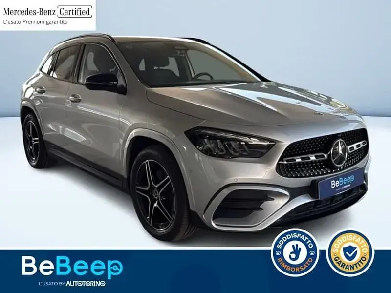 Usata Mercedes GLA200 Advanced Plus 150 CV (110 kW) 2023 Argento metallizzato SUV