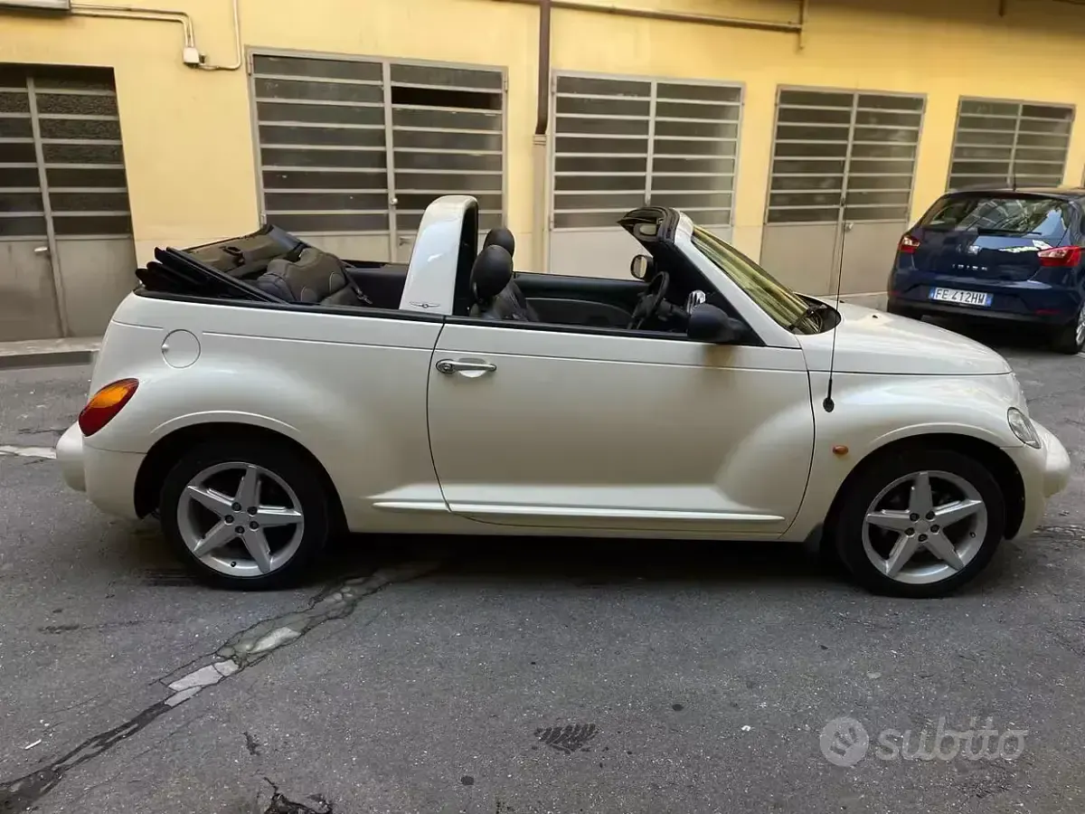 Usata Chrysler PT Cruiser 223 CV (164 kW) 2004 Bianco Cabrio