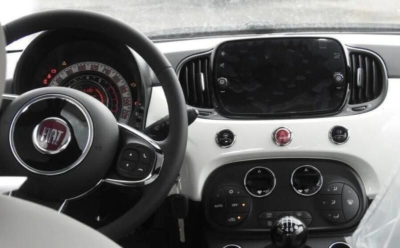 Usata Fiat 500 Dolcevita 69 CV (50 kW) 2023 Bianco Utilitaria