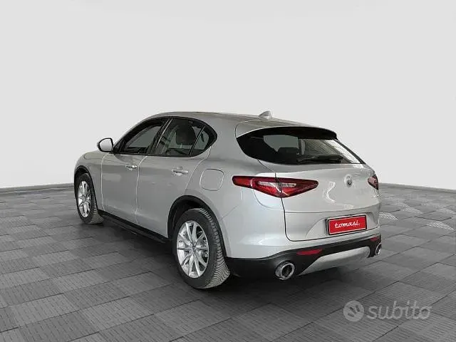 Usata Alfa Romeo Stelvio Executive 190 CV (139 kW) 2020 Grigio SUV