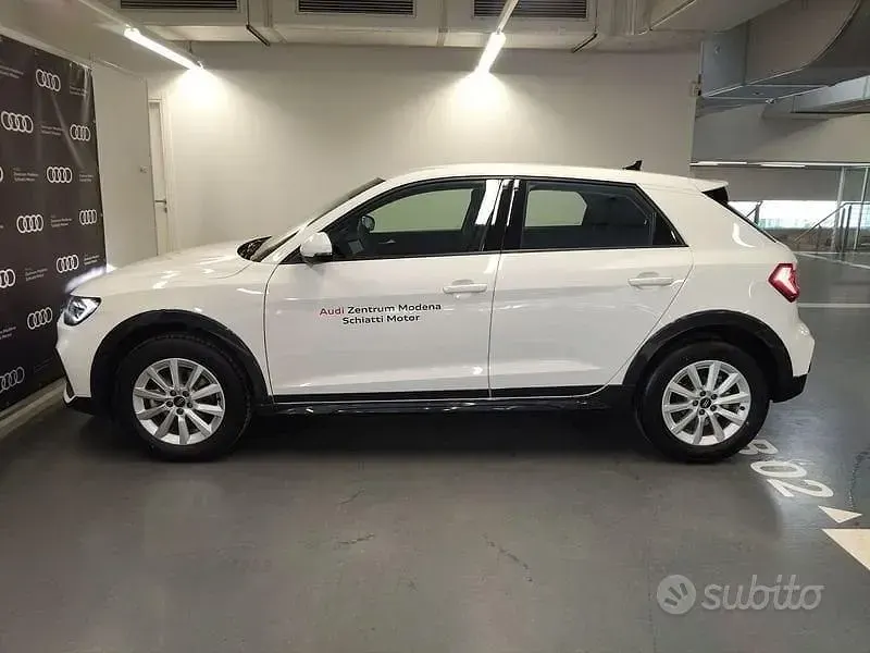Nuova Audi A1 Business 116 CV (85 kW) 2026 Bianco cortina SUV