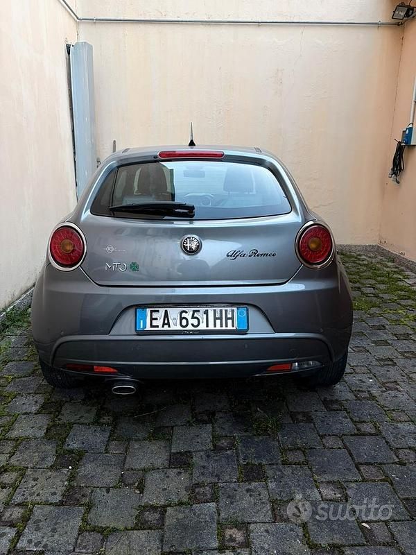 Usata Alfa Romeo MiTo 79 CV (58 kW) 2009 Grigio Utilitaria