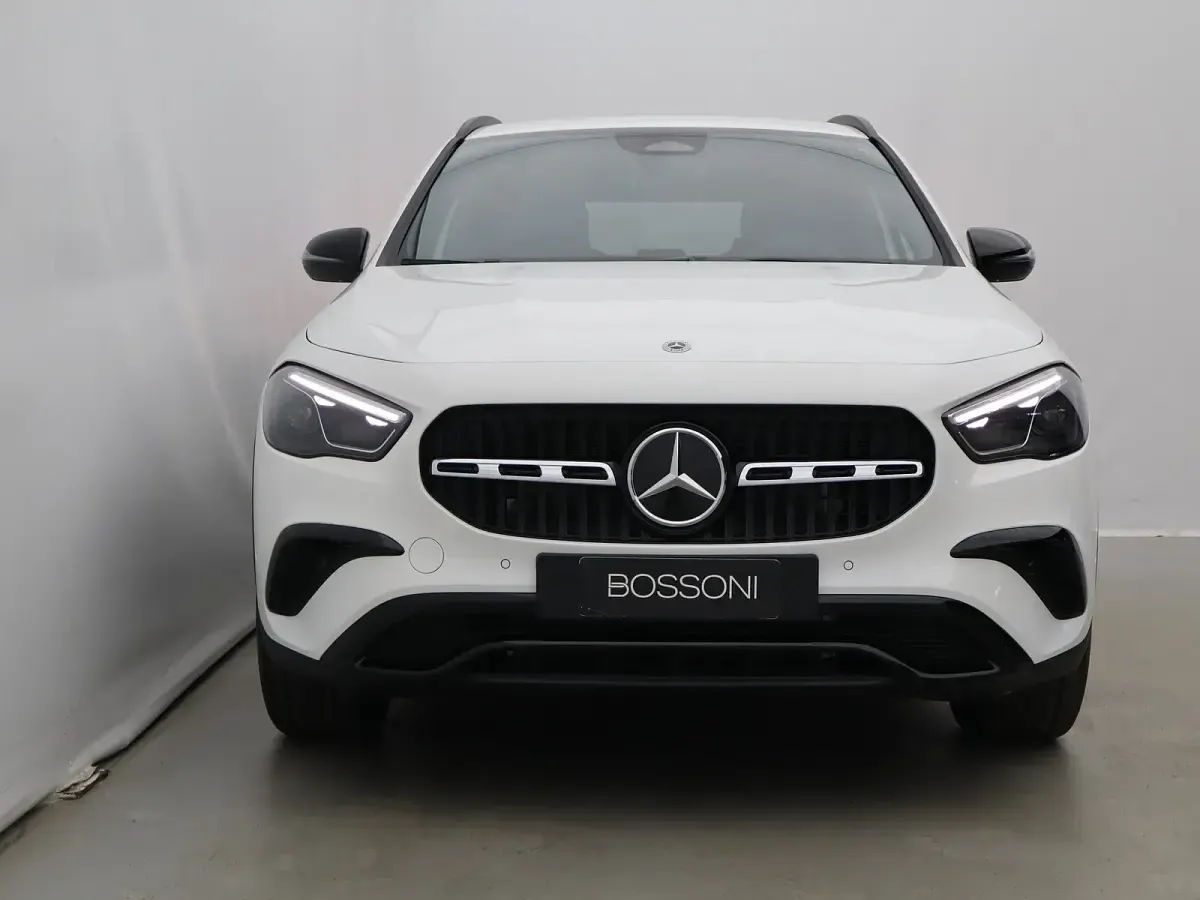 Nuova Mercedes GLA200 Progressive 150 CV (110 kW) 2026 Bianco SUV