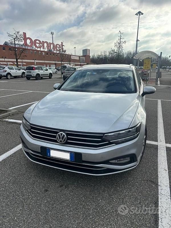 Usata VW Passat Business 120 CV (88 kW) 2020 Grigio Station wagon