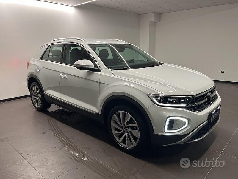 Usata VW T-Roc Style 116 CV (85 kW) 2024 Bianco SUV