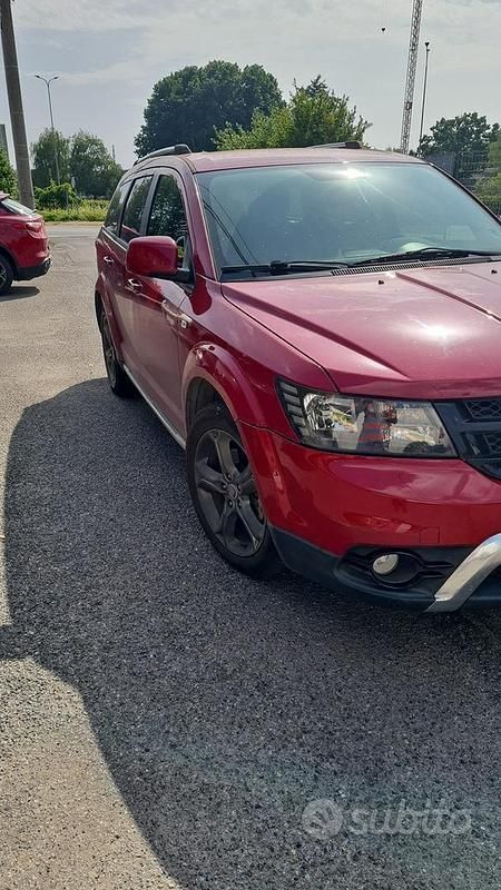 Usata Fiat Freemont 170 CV (125 kW) 2015 Rosso SUV