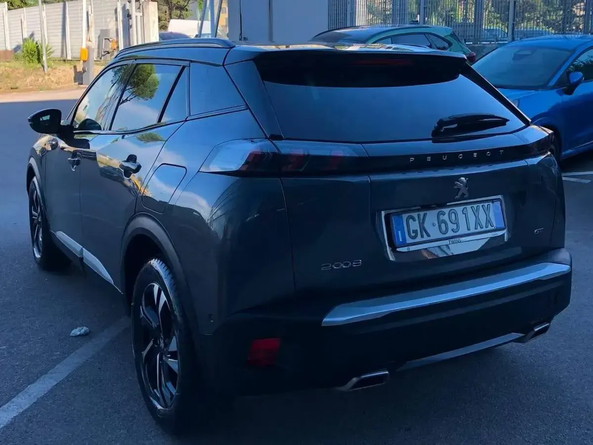 Usata Peugeot 2008 GTi 131 CV (96 kW) 2022 Grigio SUV