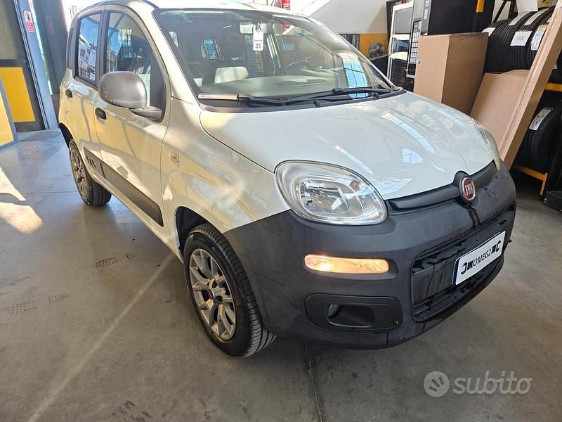 Usata Fiat Panda 4x4 85 CV (62 kW) 2018 Bianco Utilitaria