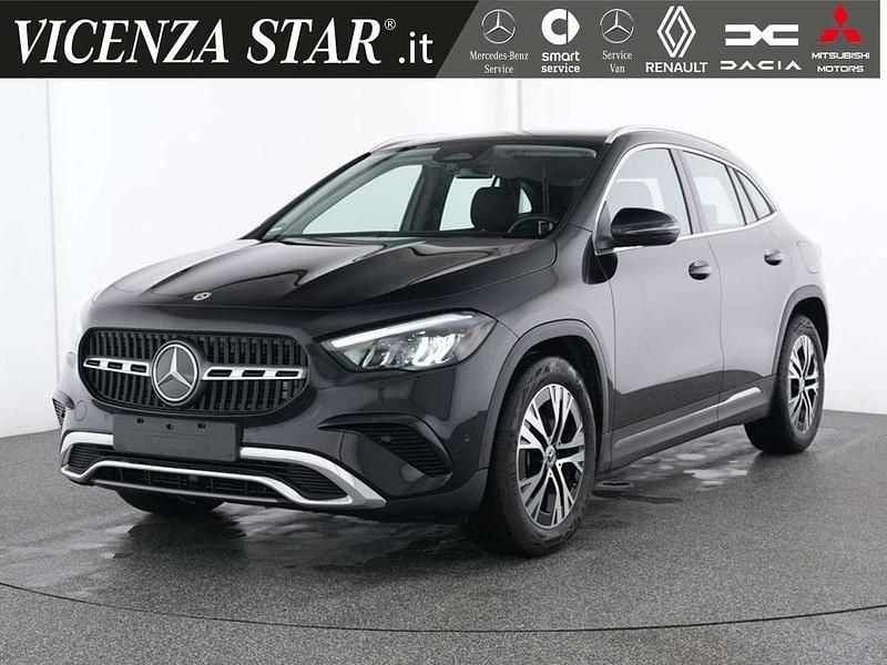 Usata Mercedes GLA180 Advanced 136 CV (100 kW) 2025 Nero cosmo SUV