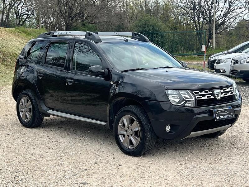 Usata Dacia Duster Lauréate 108 CV (79 kW) 2014 Nero SUV