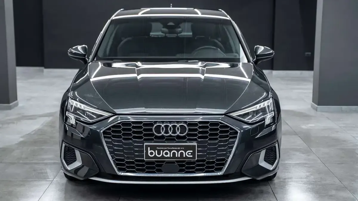 Usata Audi A3 Ambiente 116 CV (85 kW) 2022 Daytona perlato metall Berlina