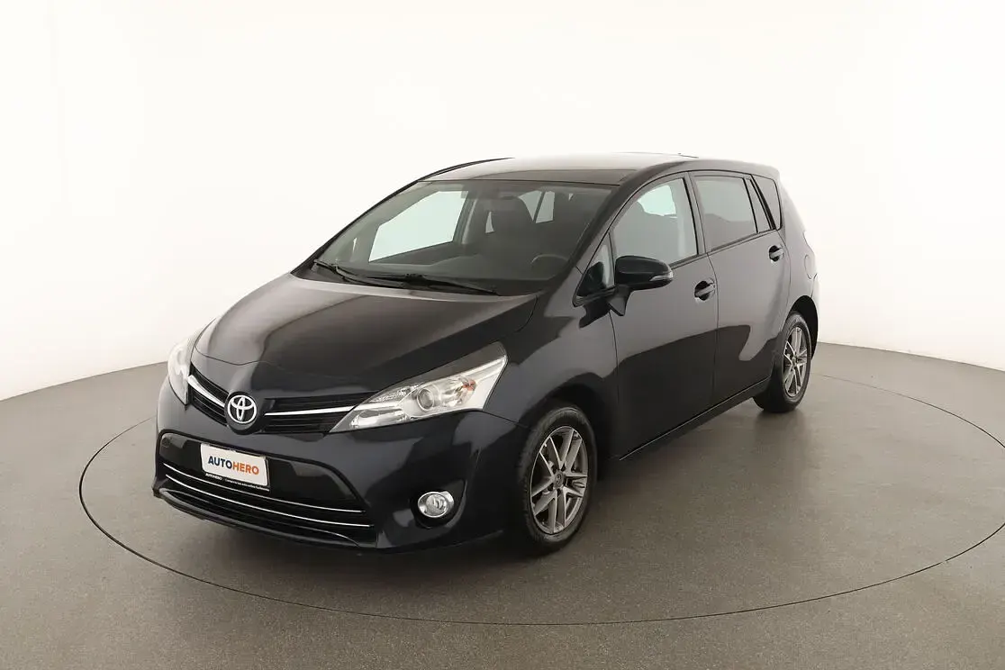 Usata Toyota Verso Active 111 CV (81 kW) 2015 Monovolume
