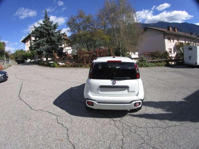 Nuova Fiat Panda Cross Cross 69 CV (50 kW) 2025 Bianco gelato Utilitaria