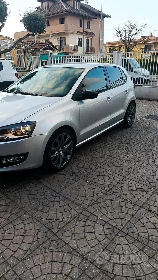 Occasion VW Polo Comfortline 75 ch (55 kW) 2013 Gris Citadine