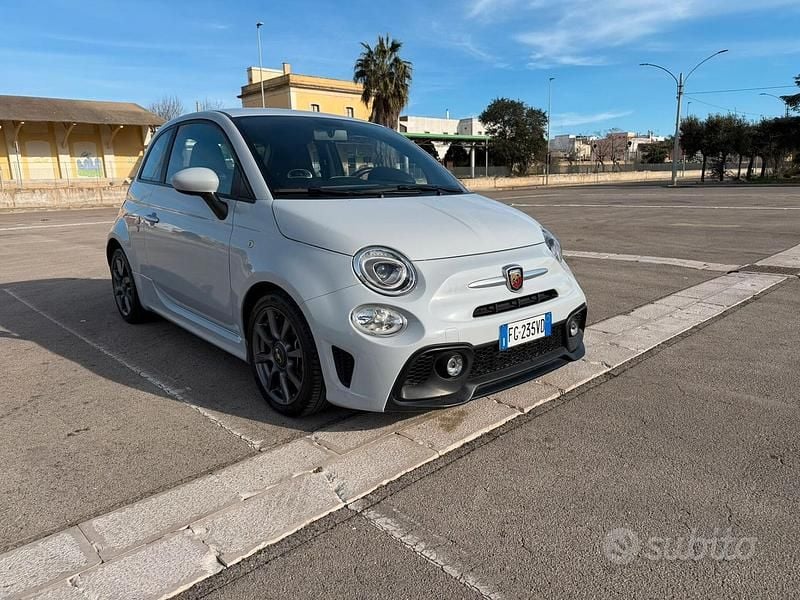 Usata Abarth 595 145 CV (106 kW) 2016 Grigio Berlina