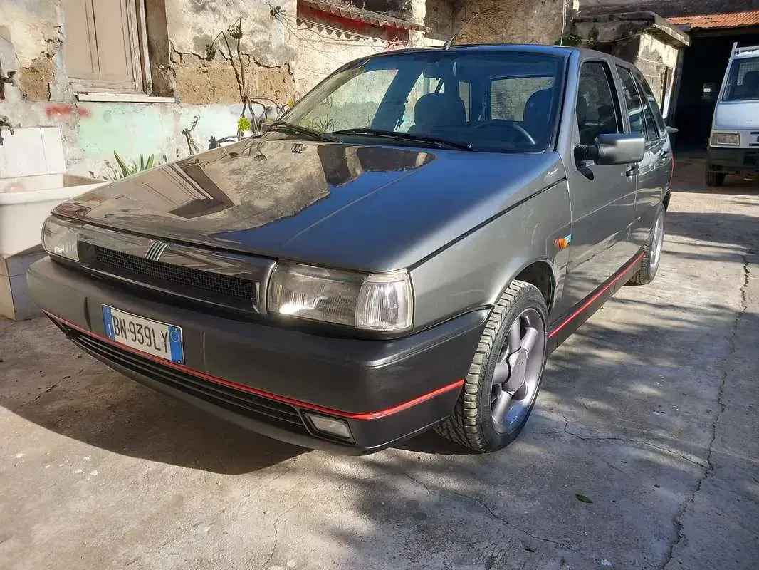 Usata Fiat Tipo 145 CV (106 kW) 1992 Grigio Utilitaria
