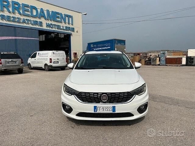 Usata Fiat Tipo Lounge 120 CV (88 kW) 2016 Bianco Station wagon