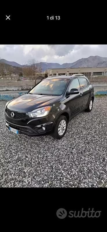 Usata Ssangyong (KGM) Korando 150 CV (110 kW) 2016 Nero SUV