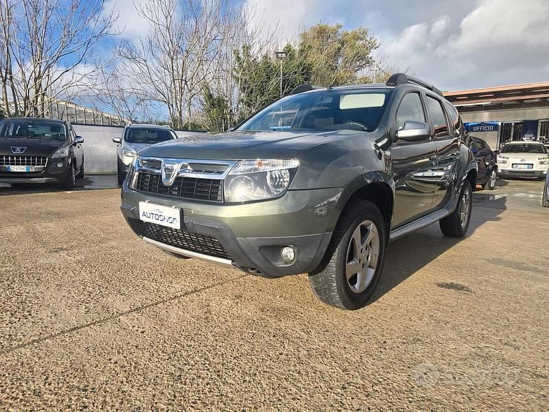 Usata Dacia Duster Lauréate 110 CV (80 kW) 2013 Verde Station wagon