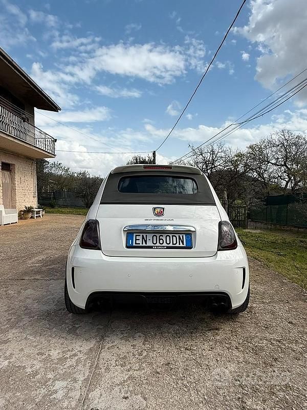 Usata Abarth 500C 160 CV (117 kW) 2012 Bianco Cabrio