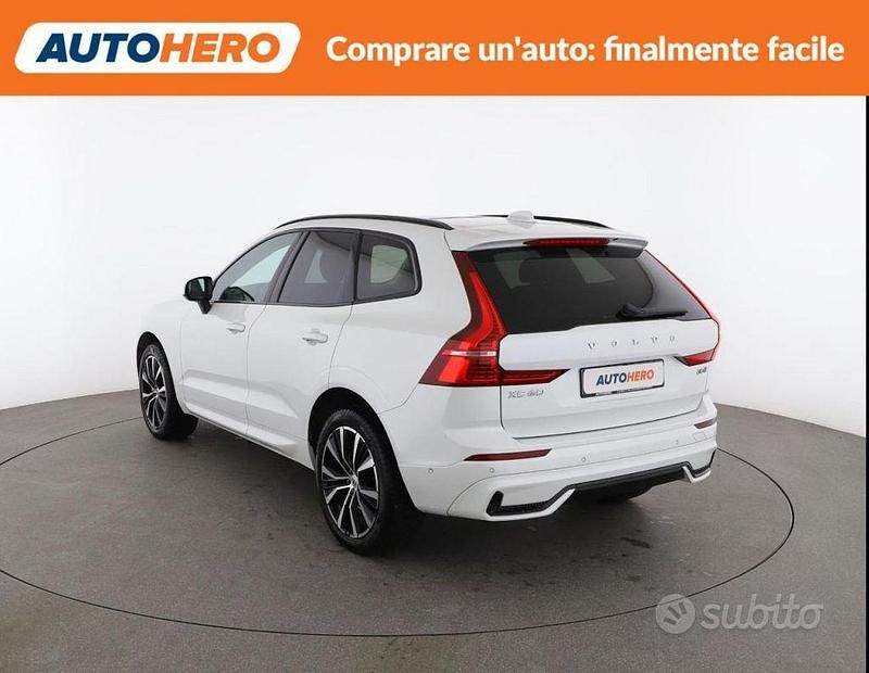 Usata Volvo XC60 Ultimate 235 CV (172 kW) 2023 Bianco SUV