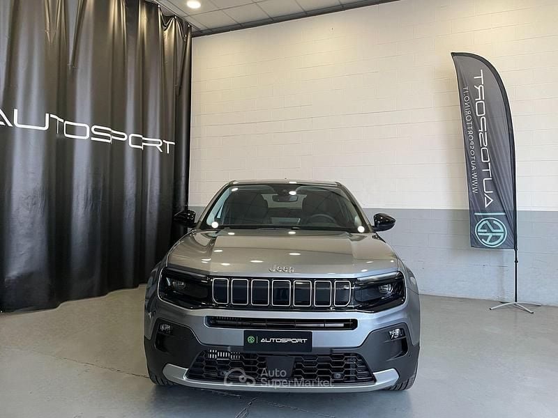 Nuova Jeep Avenger Summit 110 CV (80 kW) 2025 Grigio SUV