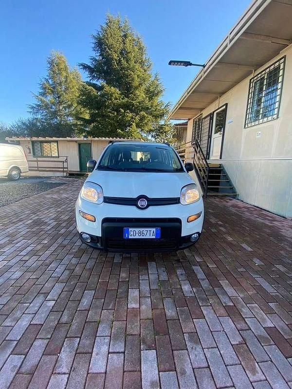 Usata Fiat Panda Cross Cross 71 CV (52 kW) 2021 Bianco Utilitaria