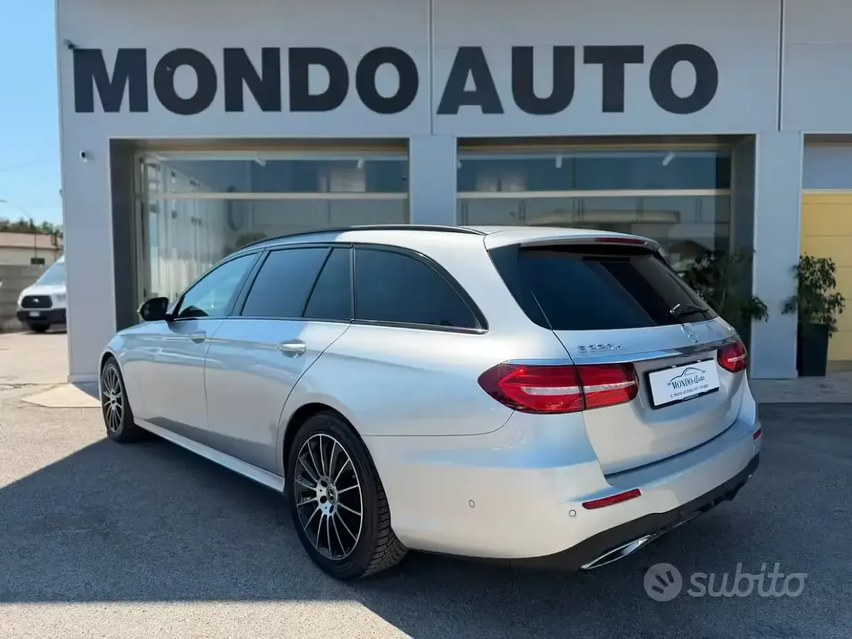 Usata Mercedes E220 AMG line 194 CV (142 kW) 2018 Grigio Station wagon