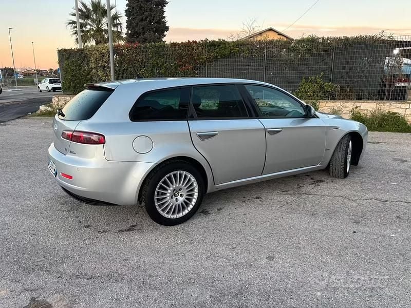 Usata Alfa Romeo 159 150 CV (110 kW) 2008 Grigio Station wagon