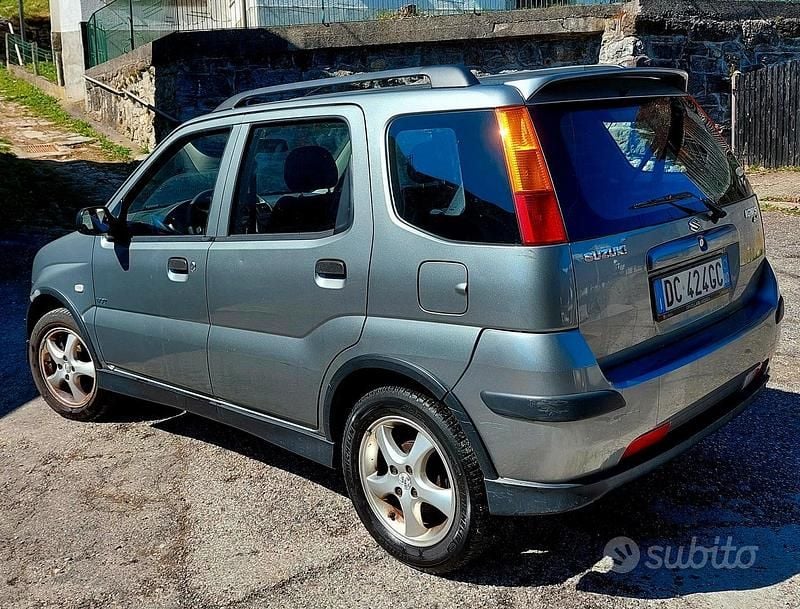 Usata Suzuki Ignis 2006 Grigio Utilitaria