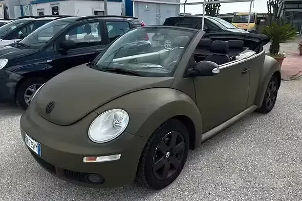Usata VW New Beetle 105 CV (77 kW) 2008 Verde Utilitaria