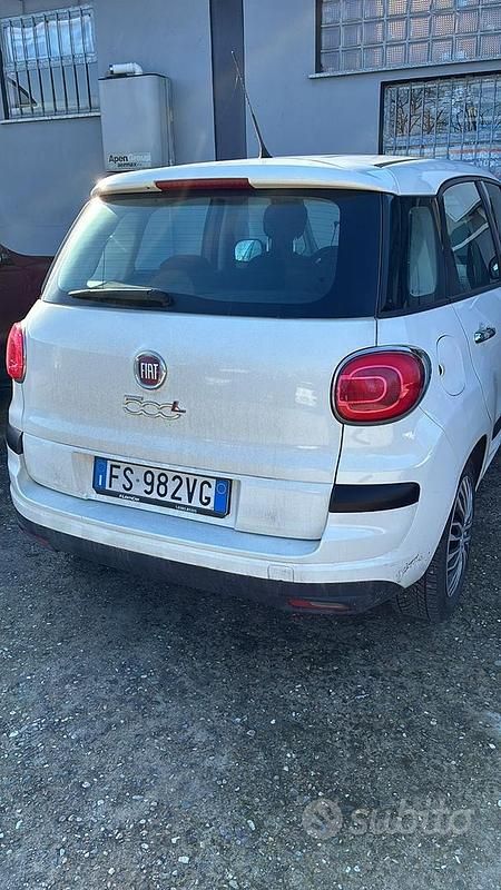Usata Fiat 500L Pop 95 CV (69 kW) 2018 Bianco Monovolume
