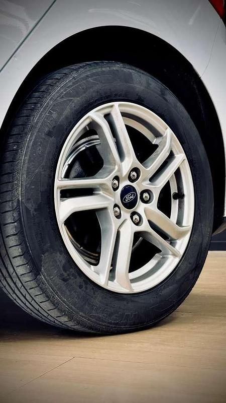 Usata Ford Focus Business Edition 120 CV (88 kW) 2020 Bianco Berlina