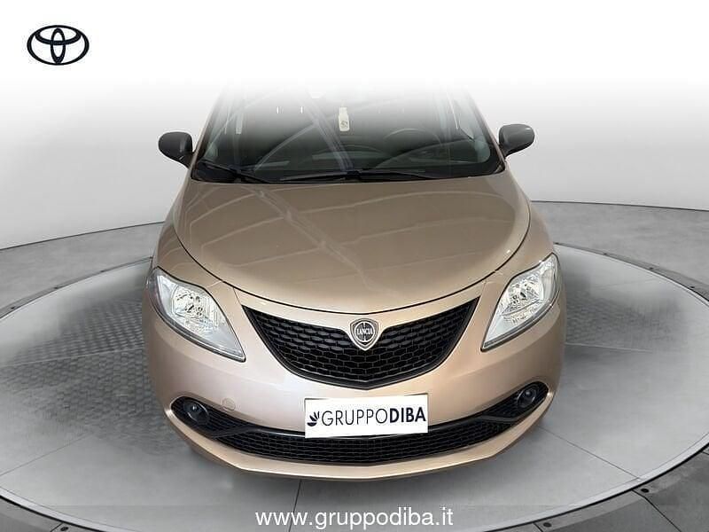 Giallo Usata 2018 Lancia Ypsilon Gold Due volumi | 8800 € (Buon prezzo) - Immagine 1/4