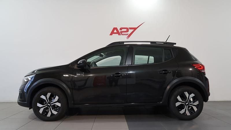 Usata Dacia Sandero Expression 91 CV (66 kW) 2025 Nero Utilitaria