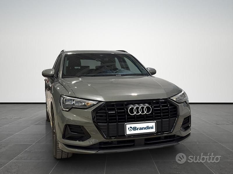 Usata Audi Q3 Advanced 150 CV (110 kW) 2022 Grigio scuro SUV