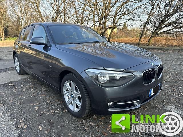 Usata BMW 114 Sport Line 95 CV (69 kW) 2015 Grigio Utilitaria
