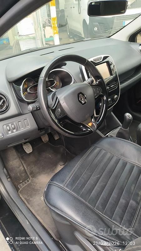 Usata Renault Clio IV 75 CV (55 kW) 2015 Nero Utilitaria